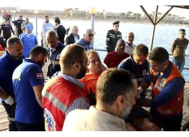 Egyptian authorities rescued five additional people following the sinking of a tourist yacht in the Red Sea.