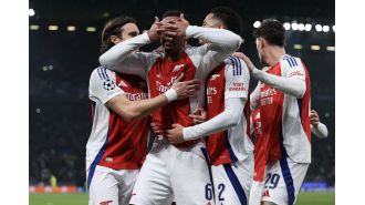 Former Arsenal player Freddie Ljungberg calls out an Arsenal player for being disrespectful following a Champions League victory.