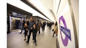 London Underground stopped running Elizabeth line for hours due to a signal issue.