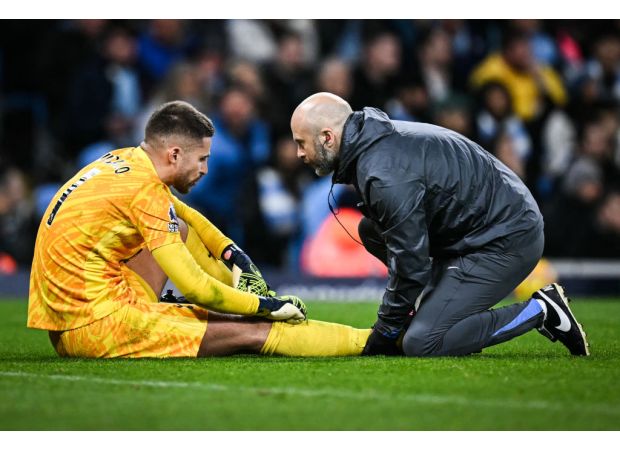 Tottenham's Guglielmo Vicario's injury could affect them, but they will still likely beat Roma in the Europa League.