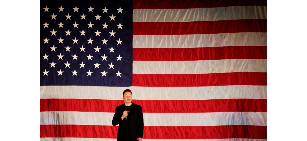 Musk frightens US government employees with announcement of potential layoffs.