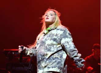 Famous singer loses pregnancy during preparations for most significant performance.