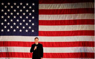 Musk frightens US government employees with announcement of potential layoffs.
