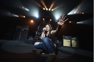 Former 90s rocker stirs up controversy by revealing intention to change back to a man after transitioning as transgender.