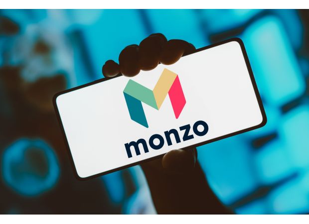 Criminals posing as Monzo employees to steal your money through fraudulent activities.