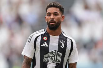 Man Utd has chance to acquire ex-Arsenal target for £42m in January.