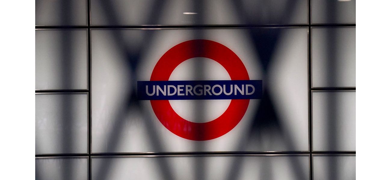 Leafy debris causes suspension of London Underground line.