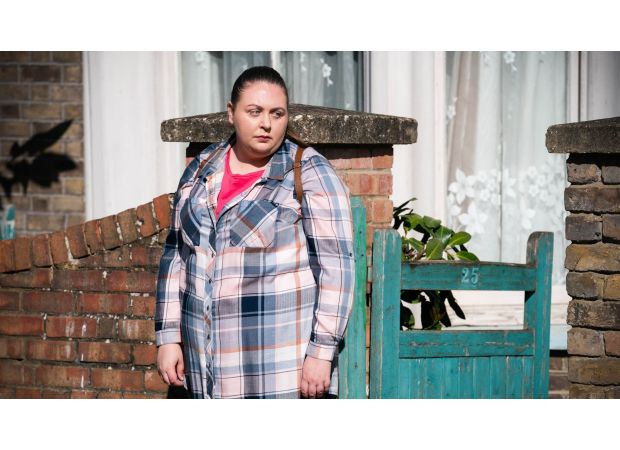 Famous EastEnders actress debuts stunning transformation with radiant new look.