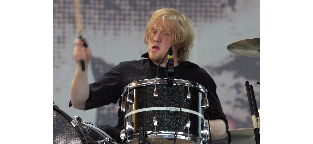 Former MCR drummer Bob Bryar dies at 44.