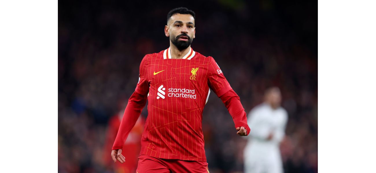 Former Liverpool player discusses rumored issues surrounding Mohamed Salah's contract situation.
