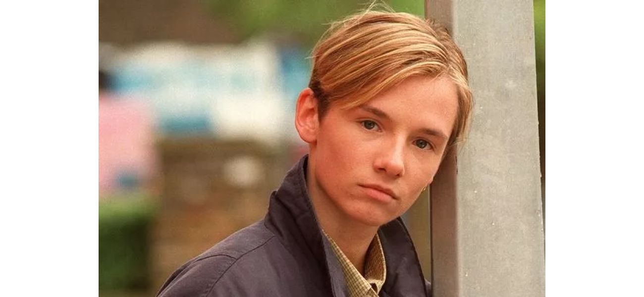 Iconic EastEnders star looks completely different two decades after departure from popular British TV show.