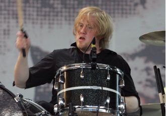Former MCR drummer Bob Bryar dies at 44.