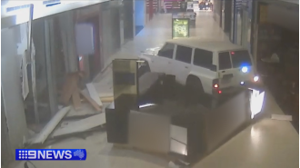 Bold robbery causes chaos in Melbourne mall with widespread damage.