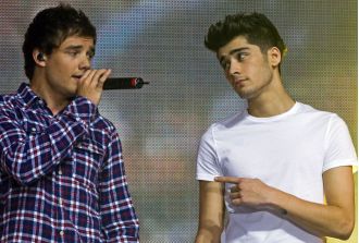 Zayn Malik honors Liam Payne in his hometown with a heartfelt tribute.