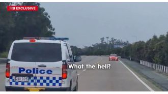 Authorities detain driver who was traveling in wrong direction on Queensland highway