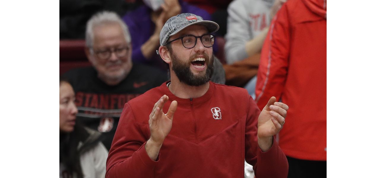 Stanford football welcomes back Andrew Luck as GM.