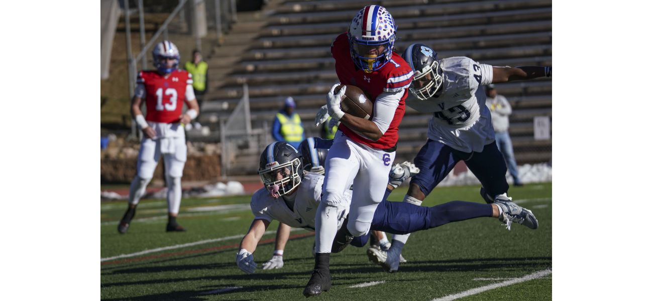 Cherry Creek easily defeats Valor Christian, securing their spot in the Class 5A championship game for the seventh year in a row.