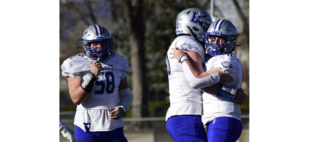 The 5th-ranked Broomfield team dominates over 1st-ranked Dakota Ridge with a 45-7 score and moves on to the Class 4A championship game.