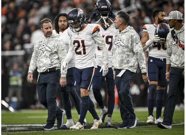 Riley Moss out, Josh Reynolds uncertain for Broncos vs. Browns.