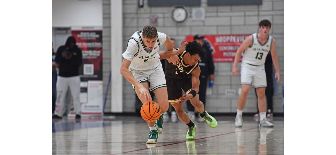 De La Salle dominates SoCal team, led by Derek Fisher, in first game of the season.