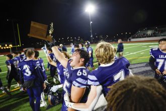 Leland beats Sequoia to win CCS Division V title.