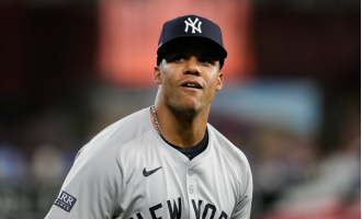 Todd Boehly, owner of Chelsea, could bring the Los Angeles Dodgers to victory in the thrilling $700 million race for Juan Soto.