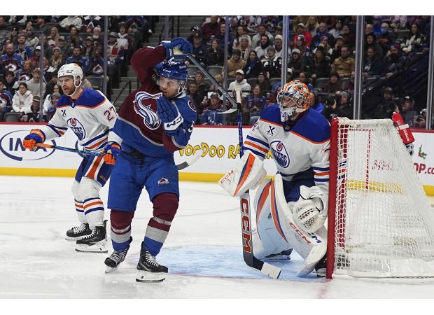 Avalanche struggle against Oilers, suffer second consecutive defeat due to Stuart Skinner's strong performance.