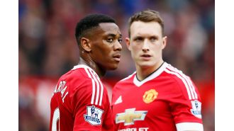 Phil Jones calls out fellow Manchester United player who had a habit of being tardy for training and meetings.
