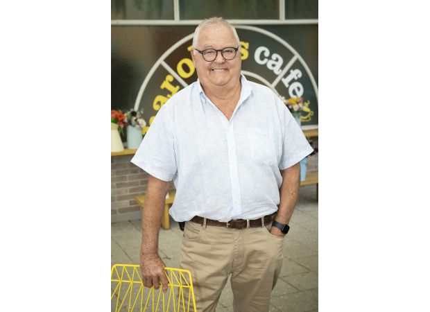 Neighbours actor has terminal cancer, feeling like they are being given a death sentence.