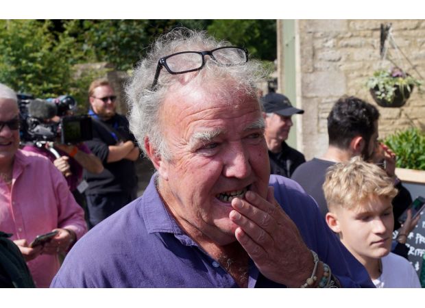 People are upset with Jeremy Clarkson for charging a high price for steak at a pub in Oxfordshire.