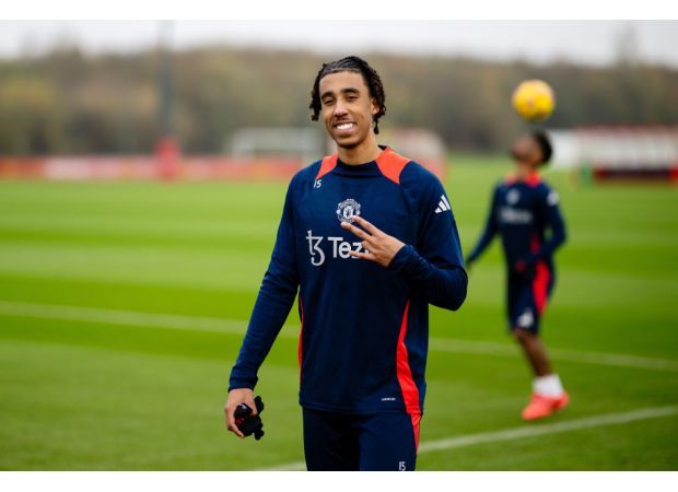 Man Utd's Ruben Amorim says expensive player may play first game vs Arsenal.