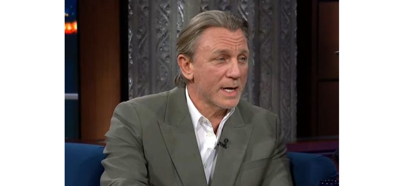 TV host who mispronounced Daniel Craig's name for years gets a lesson from the actor himself.