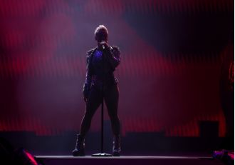 A popular 2000s music star earns almost $700 million in just 18 months from a successful tour.