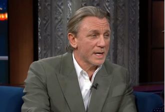 TV host who mispronounced Daniel Craig's name for years gets a lesson from the actor himself.