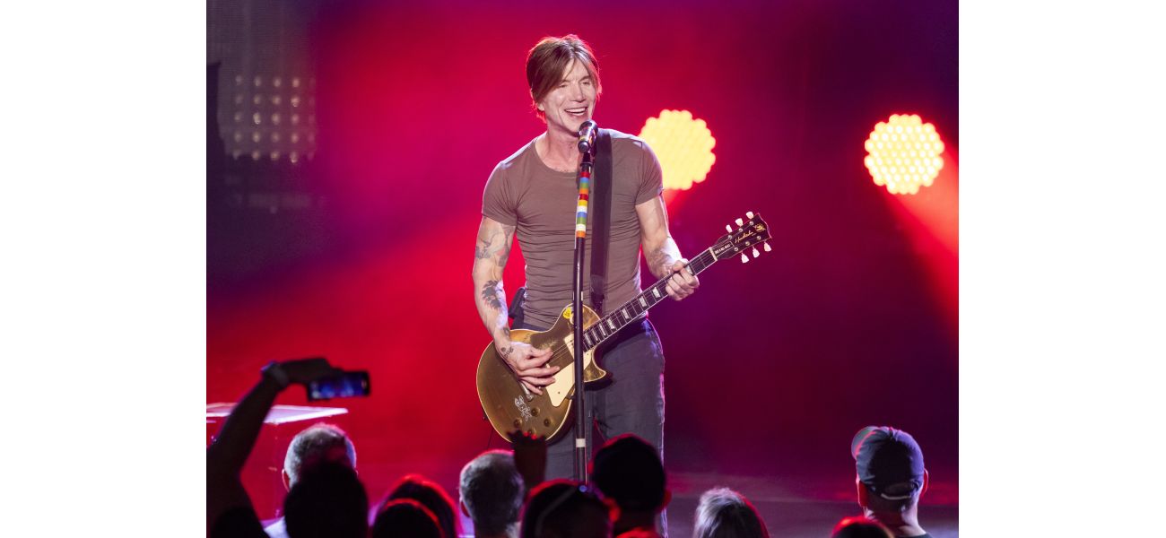 Rock band from 1980s postpones concerts due to lead singer's pneumonia diagnosis.