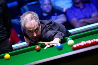Hamilton praises his former coach Griffiths, calling him the top figure in the world of snooker.