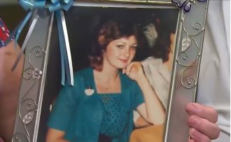 New evidence sparks renewed efforts to solve the 44-year-old murder of Annette's killer, as the old alibis begin to crumble.