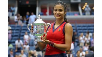 Experts predict that Emma Raducanu has a chance to win the 2025 Australian Open, but only if certain conditions are met.