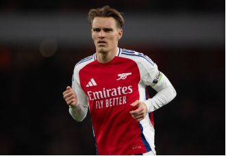 Where can I watch Arsenal vs Man Utd on TV tonight for free in the UK?