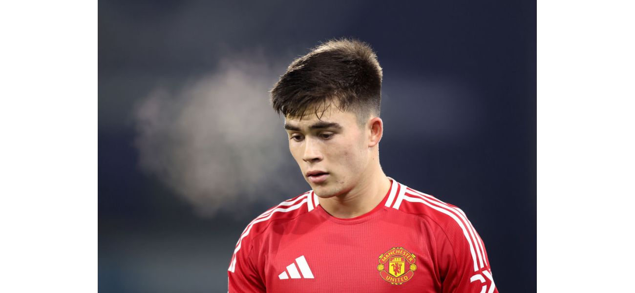 Multiple Premier League and Championship teams interested in borrowing Manchester United player.