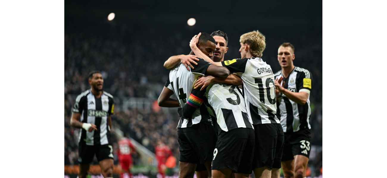 Jamie Carragher is furious with a Liverpool player's performance during their draw against Newcastle.