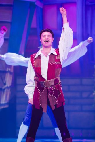 Aberdeen's production of Jack and the Beanstalk receives positive reviews.