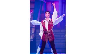 Aberdeen's production of Jack and the Beanstalk receives positive reviews.