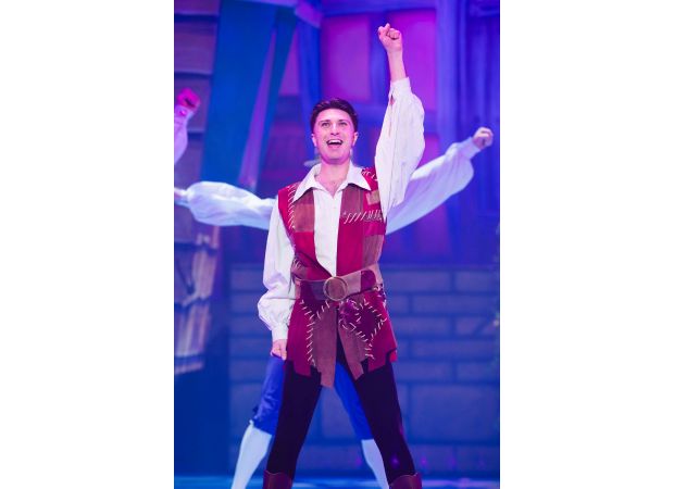 Aberdeen's production of Jack and the Beanstalk receives positive reviews.