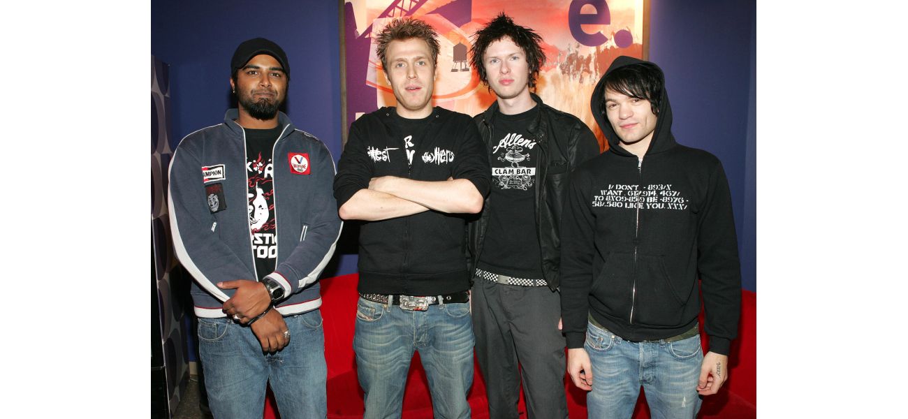 US rock band cancels entire tour in Australia, fans disappointed.