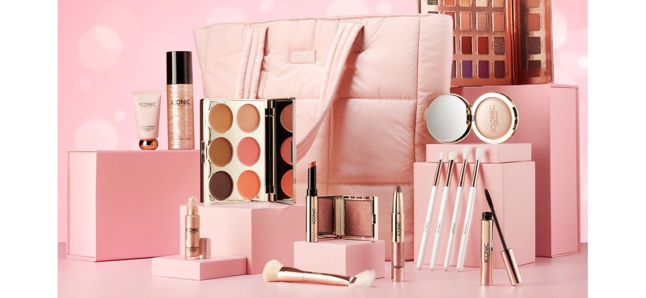 Get £75 off the Iconic London Advent Bag filled with 24 days of beauty surprises for the holiday season.