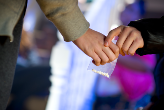 Experts say implementing pill testing and injection rooms could prevent numerous deaths, according to a drug summit.