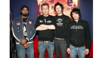 US rock band cancels entire tour in Australia, fans disappointed.