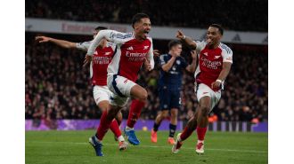 Sky Sports pundit Paul Merson gives his opinion on Arsenal and Chelsea's chances of winning the Premier League, following Liverpool's draw against Newcastle.