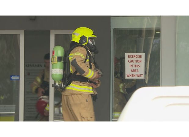 Police searching for suspects following fire at New South Wales office buildings